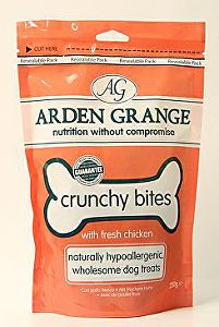 Arden Grange Crunchy Bit. Chicken pochoutka 250g